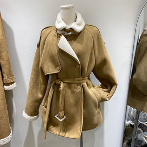 弥香 韩版皮毛一体女外套2021年冬季新款羊羔毛宽松系带翻领上衣