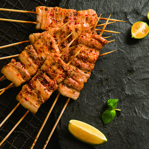 烧烤五花肉串