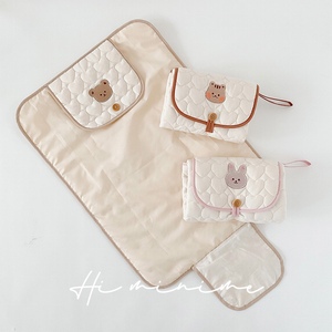 ins婴儿便携式隔尿垫尿布更换垫可折叠尿垫包多功能宝宝换尿布台
