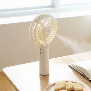 迷你电风扇卡通手摇手动喷水喷雾可爱便携儿童玩具小风扇学生礼物