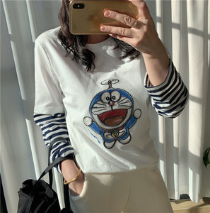 童趣满满 超治愈立体机器猫刺绣蓝胖子假两件条纹长袖纯棉t恤女