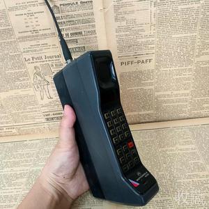 怀旧古董80九零摩托罗拉8500X大哥大1代大灰狼原装老电话手机摆件