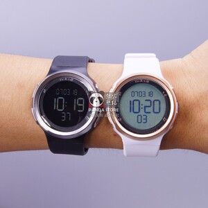 迪卡侬w900m成人防水智能手表数字电子表多功能跑步智能手表