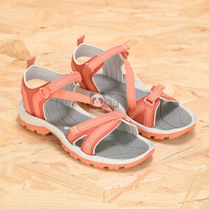 迪卡侬nh100女士凉拖户外郊野徒步透气轻便舒适耐磨涉水凉鞋