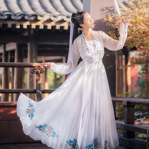 云香霓裳原创汉服女6米大摆裙流云广袖大袖对襟齐腰襦裙日常夏季