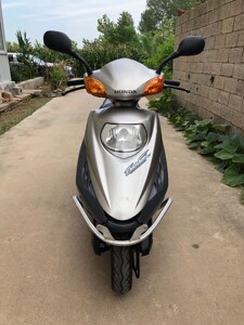 新大洲本田茜茜公主125二手踏板摩托车女佳颖燃油代步车原装正品