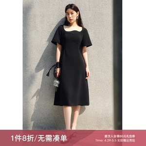 独束大码女装【黑标系列】设计感波纹领轻奢质感短袖小黑裙
