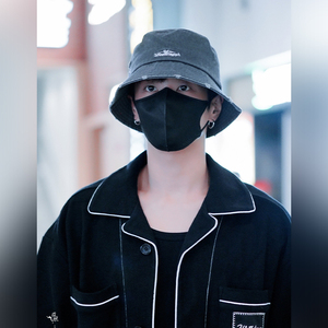 刘耀文李汶翰同款frailstate天空云做旧渔夫帽2022春夏missas