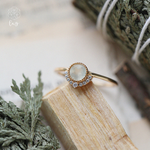 月落松间。冷淡的温柔感 天然葡萄石S925纯银戒指女 极简轮廓设计