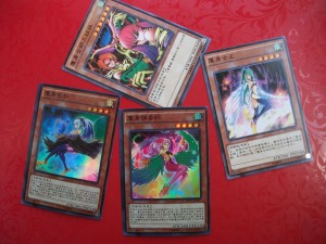 游戏王单卡 鹰身先知 鹰身调香师 鹰身女王 鹰身女郎三姐妹 dp21