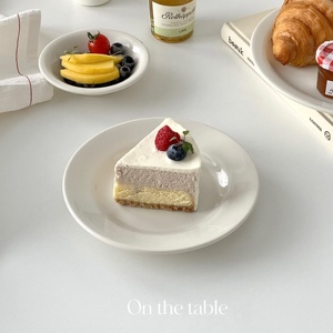 On the table - 乳白系列宽边陶瓷小平盘 甜品盘 蛋糕盘 6寸7寸盘