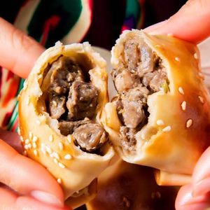 新疆地道特色[天山巴郎子]酥皮烤包子牛腿肉羊油10枚/袋独立包装