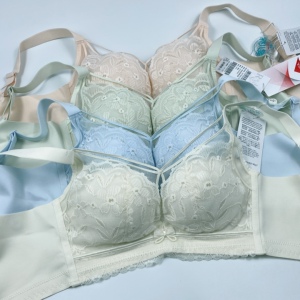浪漫春天b杯文胸无钢圈上薄下厚婴儿棉聚拢收副乳内衣45010402