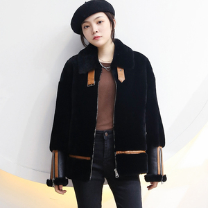 2021新款皮毛一体外套女黑色翻领机车服拼色设计小短款羊羔毛上衣