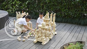 幼儿园户外儿童220片原色超大叠石积木实木建构不规则异性积木