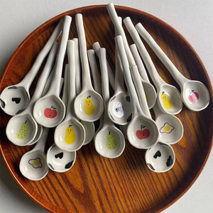 手绘粗陶勺子ins风家用陶瓷可爱水果系列勺子咖啡搅拌奶茶勺调羹