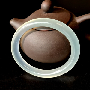 岫玉手镯冰种辽宁岫岩釉玉贵妃玉镯白冰飘花高冰秀玉冰透古风天然