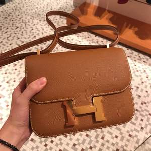 复古爱马仕夫新款h扣康康包空姐包真皮女包豆腐包单肩斜挎小方包