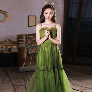 绿色小礼服鱼尾高级感2022新款夏小个子气质网纱伴娘连衣裙中长款