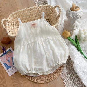 韩式婴儿夏季新款衣服女宝宝甜美吊带三角哈衣爬服薄款外出服短袖
