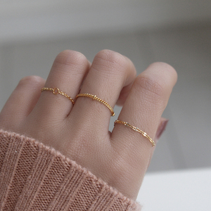 素戒指素圈女时尚小众轻奢ins粗胖手极细软链条冷淡风大码光面