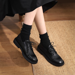 黑色小皮鞋女搭配袜子软皮软底圆头英伦学院风百搭系带深口单鞋潮