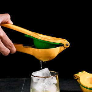 手动榨汁器小型家用压橙汁神器挤柠檬汁迷你压水果西瓜汁器榨果汁