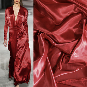 正红色醋酸缎丝滑垂顺布料礼服吊带连衣裙衬衣旗袍服装设计师面料