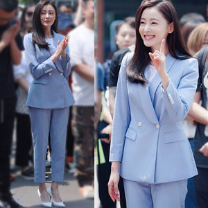 明星同款浅蓝色西装套装女韩版时尚气质职业ol小西服九分裤两件套