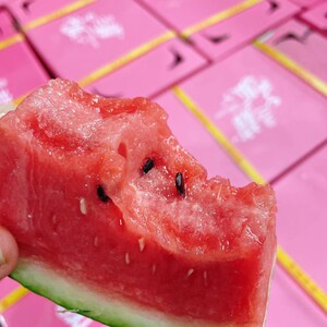 北京现货8428麒麟西瓜酥脆多汁爽口儿童孕妇新鲜水果2颗整箱包邮