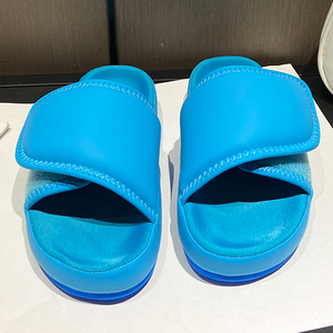 yeezy拖鞋女侃爷同款魔术贴厚底沙滩一字拖情侣舒适椰子面包凉拖