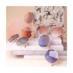 2020新款爱心太阳眼镜女圆脸时尚心形桃心个性欧美风夸张长脸墨镜