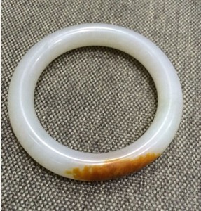 和田玉收藏级精品俄料天然红金皮羊脂籽玉手镯子贵妃镯圆条老款式