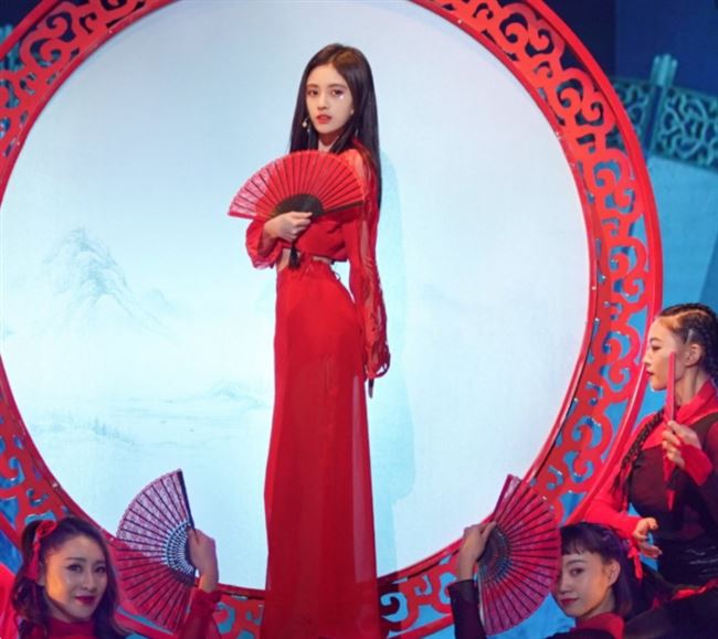 鞠婧祎国风美少年同款扇子红昭愿舞蹈扇中国风女士折扇古风跳舞扇