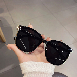 正品韩版潮帕森2022年新款透明防紫外线太阳镜女潮流街拍黑色墨镜