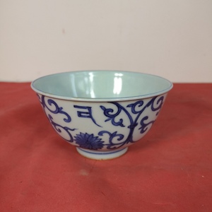 古董古玩瓷器明代特征官窑青花缠枝莲纹碗1780