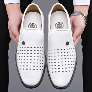夏季另鞋白色真皮凉鞋男楼空透风商务休闲凉皮鞋中老年老爸洞洞鞋
