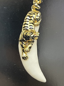 001人付款淘宝仿象牙包金包银套老虎吊坠牙纯手工熊牙镶嵌虎爪熊爪空
