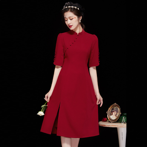 订婚旗袍礼服裙女春季复古中国风红色日常改良版修身连衣裙敬酒服