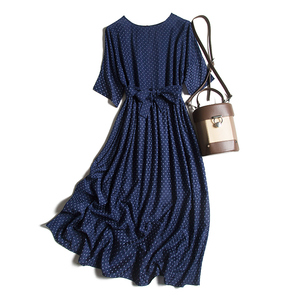 藏青植绒波点 细致复古赫本风 落肩袖大裙摆中长款真丝连衣裙