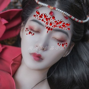 眉心贴钻额头贴水钻贴花钿脸部贴眼角贴网红彩钻饰品古风额贴包邮