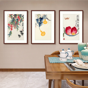 新中式餐厅装饰画荔枝寿桃水果挂画禅意风水玄关壁画三联水墨国画