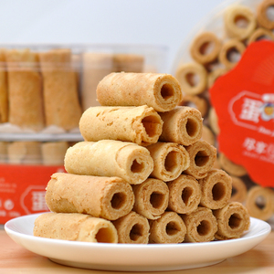 咸蛋黄奶酥卷芝麻原味蛋卷仔鸡蛋卷网红奶酥糕点心酥饼干零食小吃