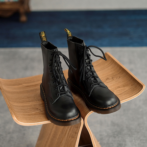 比丘国2022秋冬新款6孔8孔1460全真皮百搭潮短单马丁瘦瘦靴子女鞋