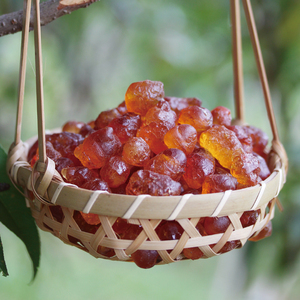 70caorui007淘宝新疆和田阿依尼纱天然沙枣树胶养发膏黑眉油增发膏