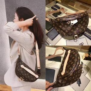 腰包女lv
