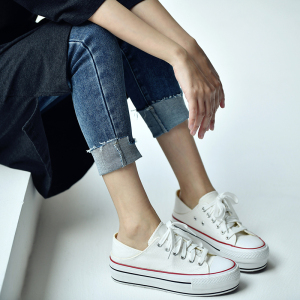 s8117c韩版简约百搭厚底增高踩脚可两穿舒适透气帆布鞋女米兰宣言