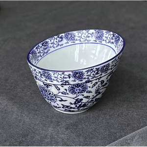 青花瓷碗复古调料碗方形7寸创意高低边火锅店圆形商用陶瓷斜口碗