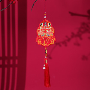 端午节锦鲤香囊 虎年刺绣金鱼挂脖香包新年挂件香袋汉服配饰车挂