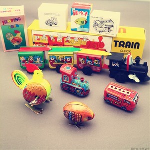 经典小时候玩具儿时回忆铁皮发条鸡火车头消防车箱复古收藏玩具